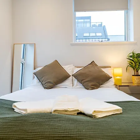 Apartament Modern Centre Near Station