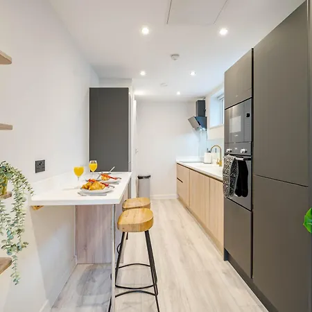Apartmán Modern Centre Near Station