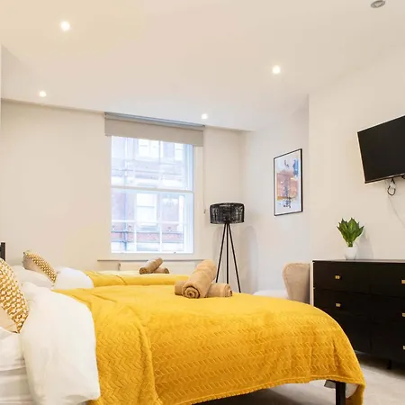 By Station - Sleeps 7 *