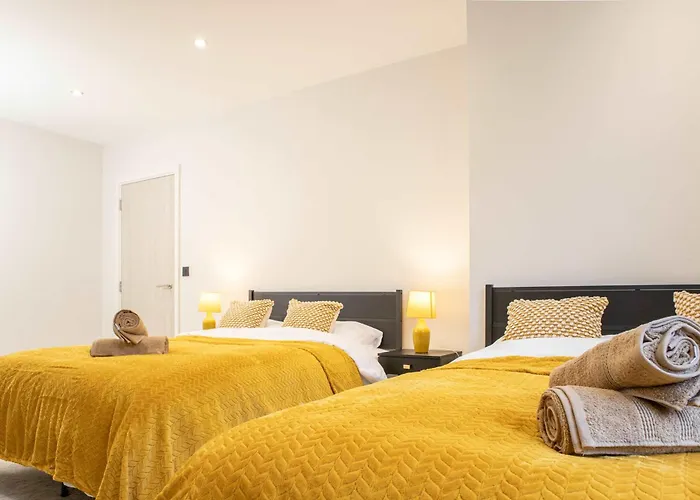 Modern Centre Near Station Apartmán